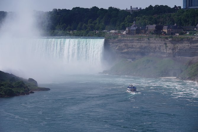 2-Day Niagara Falls USA Tour from Boston - The hotel night: what you’re actually paying for