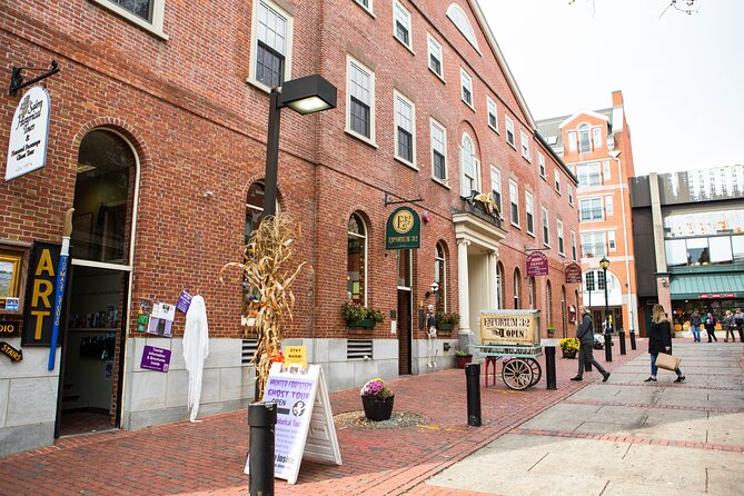 Best Historic Overview of Salem Walking Tour - Stop by Stop: What Each Moment Teaches You (And What to Watch For)
