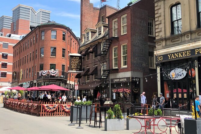 Best of Boston Combo: Harbor Cruise & VIP Freedom Trail - The Harbor Cruise reset at Long Wharf