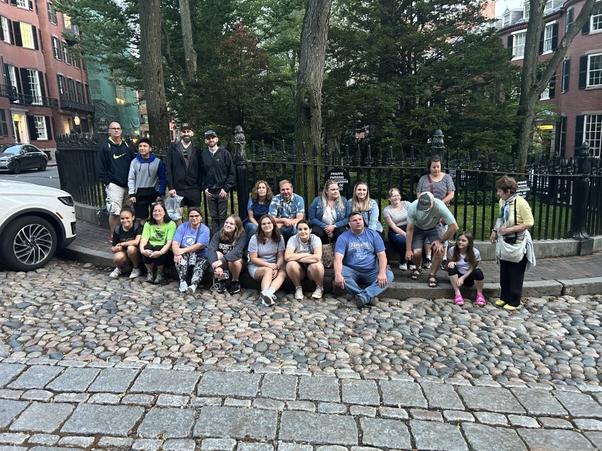 Boston: Beacon Hill True Crime Walking Tour - Beacon Hill’s contrast: why posh streets can feel seedy