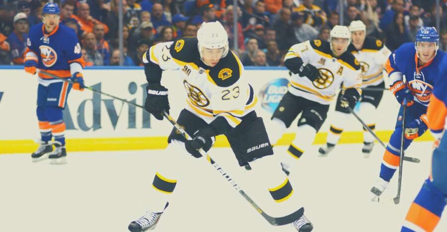 Boston: Boston Bruins Ice Hockey Game Ticket at TD Garden - TD Garden Atmosphere: What a Bruins Game Really Feels Like