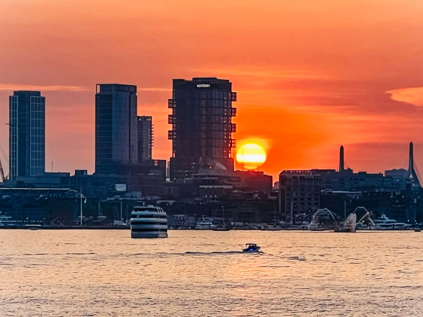 Boston: Boston Harbor Sunset Cruise - Price and value: what $31 buys for a Boston evening