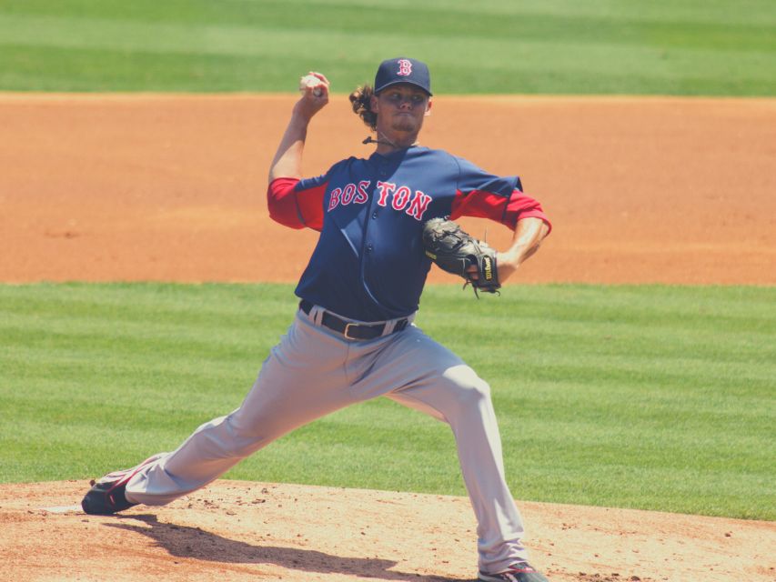 Boston: Boston Red Sox Baseball Game Ticket at Fenway Park - Crowd reality at Fenway: comfort tips that actually help