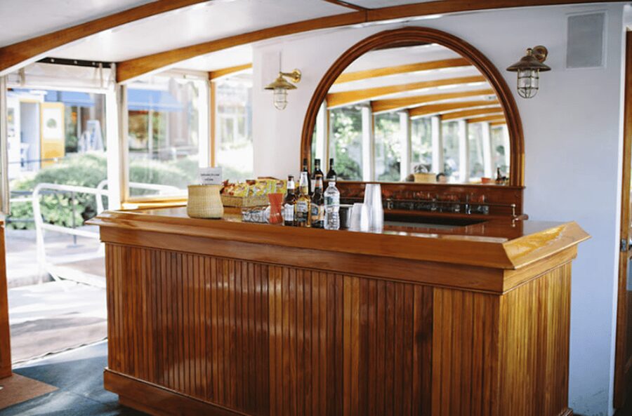 Boston: Charles River Sunset and Cocktail Cruise - The Bar and Snacks: How to Plan Your Drink and Budget