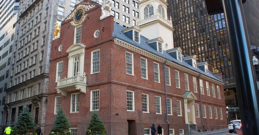 Boston: City History and Highlights Audio App Walking Tour - Walking Boston on a Phone: Copp’s Hill to the Public Garden