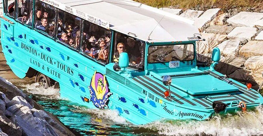 Boston Duck Tour: The Original and World-Famous - From the Golden Dome to Bunker Hill: what the city tour section teaches