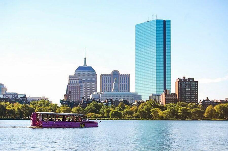 Boston Duck Tour: The Original and World-Famous - Boston Common, Copley Square, and the Big Dig story (without the homework)