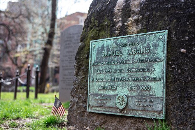 Boston Food & History: Pizza, North End & Freedom Trail - Old City Hall and King’s Chapel: French Architecture and the First Anglican Church