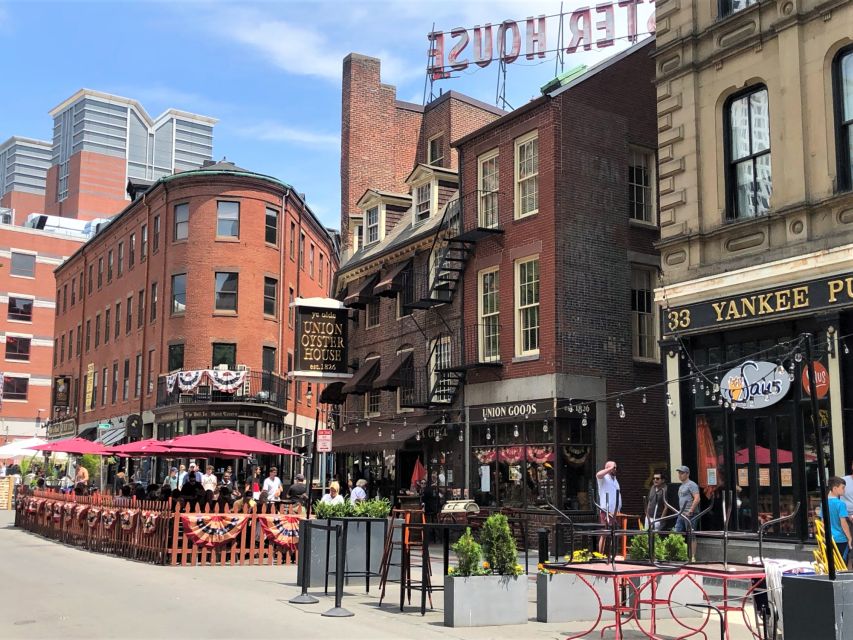 Boston: Freedom Trail Tour with Old North Church & Cruise - Old North Church and the bell chamber: the rare moment that changes the whole tour