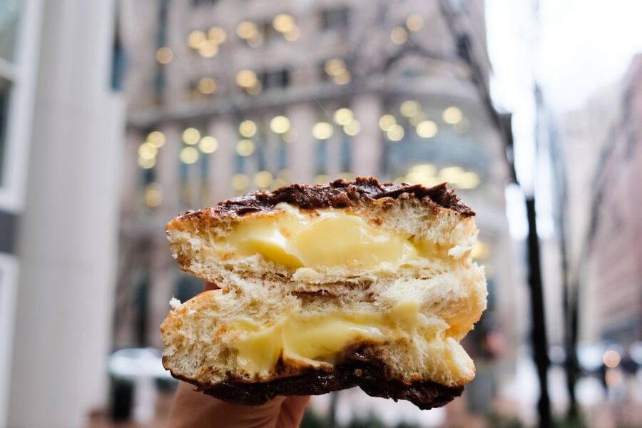 Boston: Guided Delicious Donut Tour with Tastings - Rose Kennedy Greenway Sightseeing Break