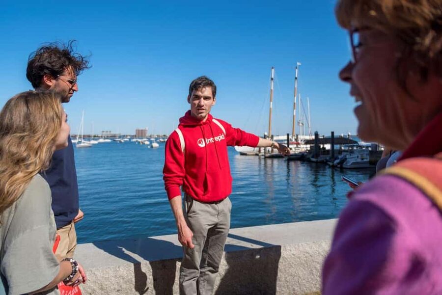 Boston: Guided Seafood Tasting and History Tour - Boston Harborwalk: where you connect seafood to the city