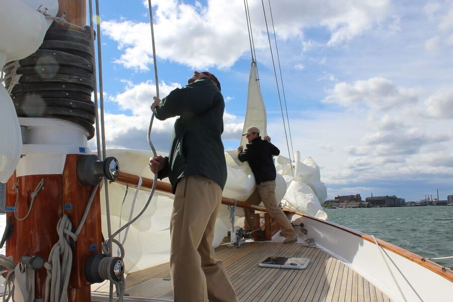 Boston: Harbor Champagne Sunset Sail from Rowes Wharf - Price and Value: How $82 Adds Up (and When It Doesn’t)