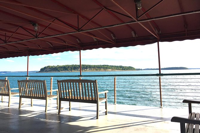 Boston Harbor Sunset Cruise - Boat comfort: open deck vs enclosed cabin