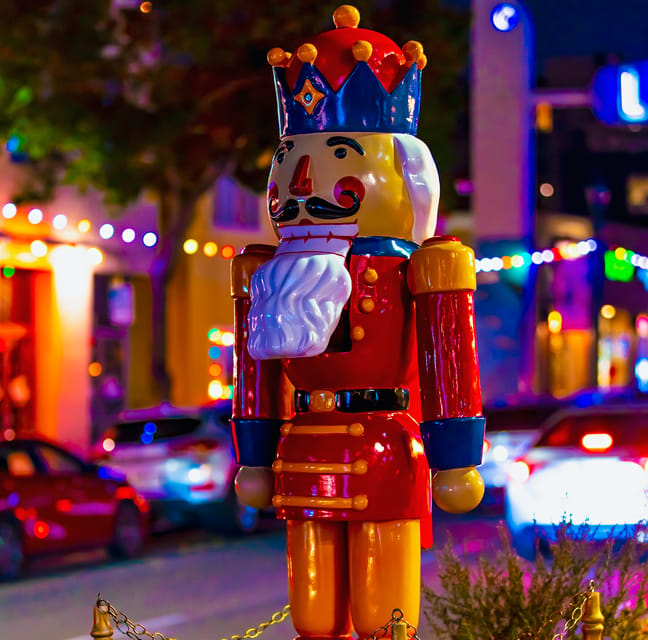 Boston: Holiday Sights and Festive Nights Trolley Tour - Photo strategy: how to get good shots without losing time