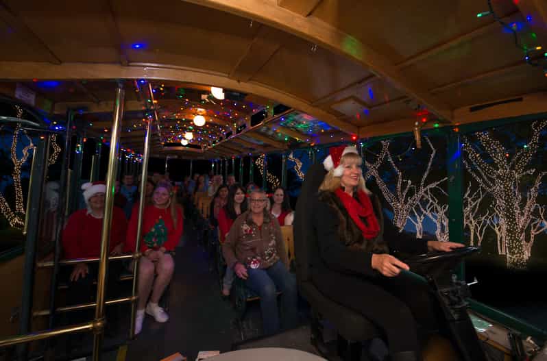 Boston: Holiday Sights and Festive Nights Trolley Tour - The route: what you see between Boston Common and the North End