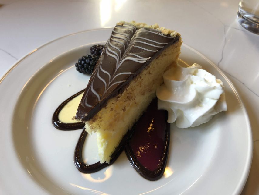 Boston: Iconic Food Tasting & History Tour - Downtown - The included bites: what you’ll taste (and why they matter)