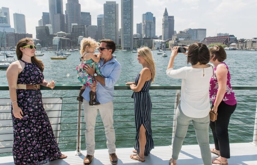 Boston: New England Harbor Cruise - Food and drinks onboard: easy add-ons, credit card only