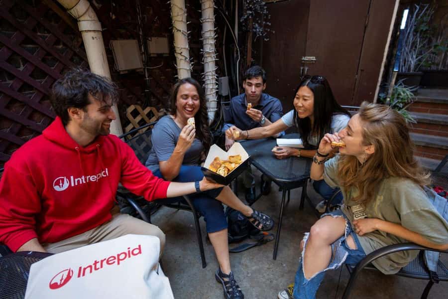 Boston: North End Food Experience with Pizza, Meats & Cheese - Why the North End Works So Well for Food