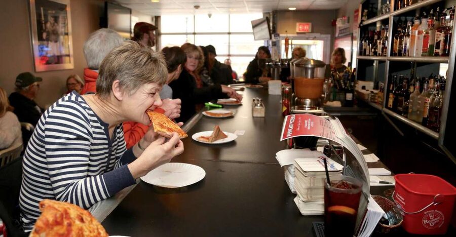 Boston: North End Pizza Walking Tour with 3 Slices & Cannoli - Best for whom: who this tour fits like a glove