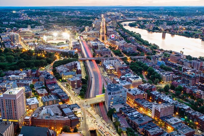Boston Private City Tour 4 hours and Harvard University - Private pickup and a guide who focuses on the story