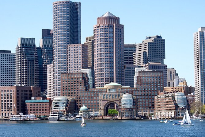 Boston Private City Tour 4 hours and Harvard University - Freedom Trail walk: 4 km, 16 places, and how to pace it