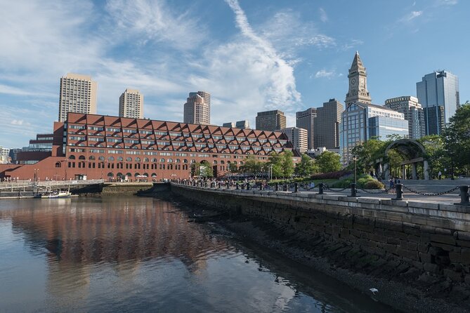 Boston Private Food Tour of 6+ Tastings, Cannoli, Lobster Roll - Hanover Street: Italian culture, Revolutionary-era clues, and real names tied to history