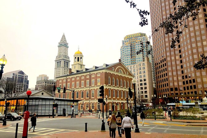 Boston's Revolutionary Path The Freedom Trail Tour - Boston Common and Beacon Hill: old Boston before the arguments start