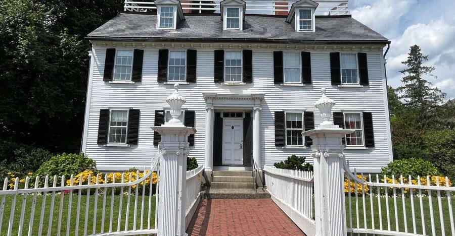 Boston: Salem by Boat – Witch Trials & Walking Tour - Salem on Foot: Witch Trial Memorials, First Church, and the Witch House