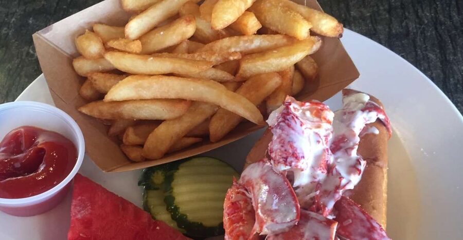 Boston: Seafood Tasting & Historical Walking Tour - Starting at Modern Pastry Underground: the North End pregame