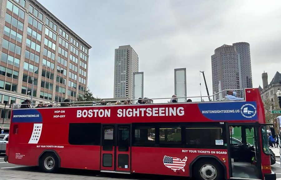 Boston Sightseeing: Single Ride Pass With Double-Decker Bus - Boston Common: the pause point that helps your photos and energy