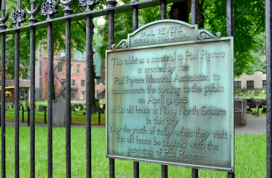 Boston: The Ghosts of Boston Tour - Boston Common as your daytime ghost stage