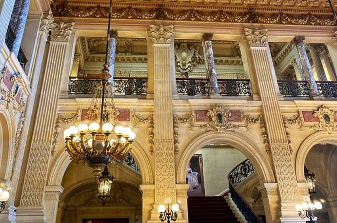 Boston to Newport: Breakers and Marble House Small Group Tour - A Detour into Newport’s Deeper Layers: Church and Synagogue