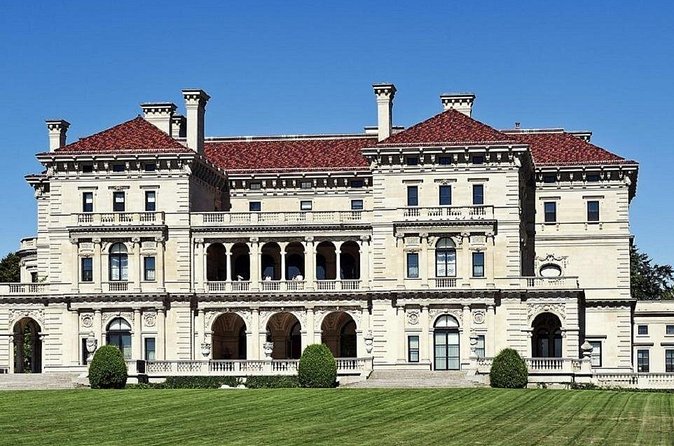 Boston to Newport: Breakers and Marble House Small Group Tour - Newport Visitors Information Center: Get Oriented Fast