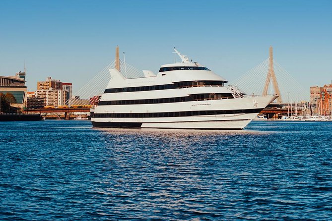 City Cruises Boston: Signature Dinner Cruise - Service quality you can actually feel: from table care to fast attention