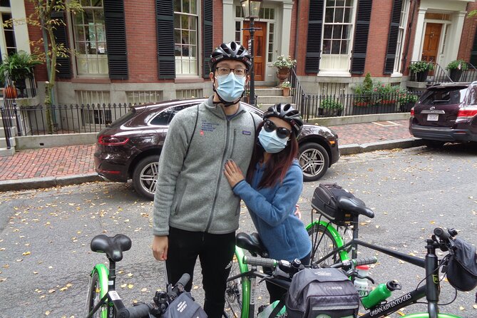 Comfort Hybrid Boston City Bike Rental - Charles River Bike Lanes and the Push Toward Fenway Park