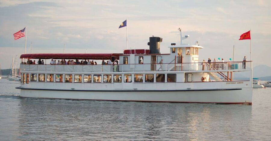 Downtown Boston Harbor Weekend Cruise with Brunch - Rowes Wharf Check-In: Where Your Cruise Actually Starts