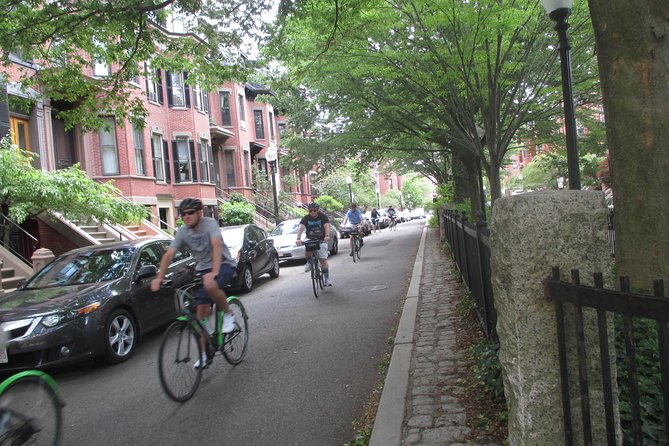 Family Friendly Guided Bike Tour of Boston - Pace, Group Size, and E-Bike Rules for Families