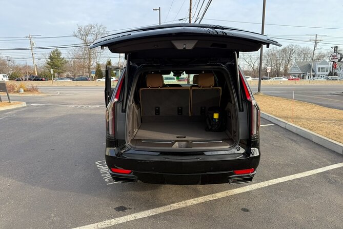 First Class Private Airport Transfer from Boston Logan - Inside the Car: Luxury Comfort That Starts Before You Sit Down