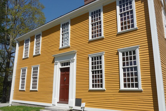 Full-Day Minivan Tour of Revolutionary Boston, Lexington and Concord - Lexington and Concord: the day changes from politics to consequences
