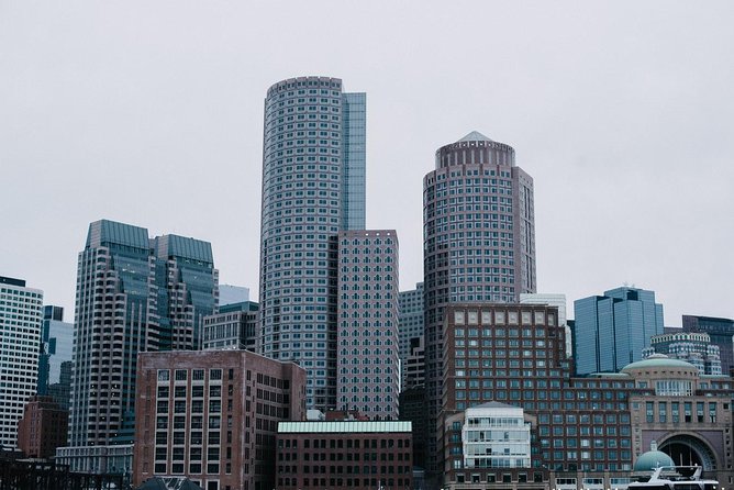 Guided Walking Tour of Copley Square to Downtown Boston Freedom Trail - Ending at Faneuil Hall and Quincy Market: Wrap Up With Real Boston