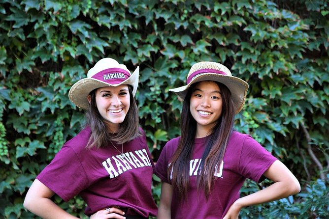 Harvard University Campus Guided Walking Tour - What to wear in Boston: this is a winter-city tour