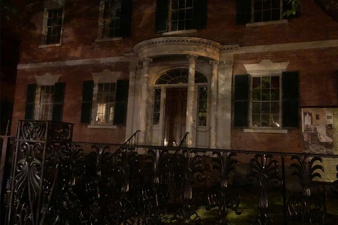 Haunted Footsteps Best Ghost & Paranormal Salem Tour - Salem after dark is the point: what this ghost walk gives you