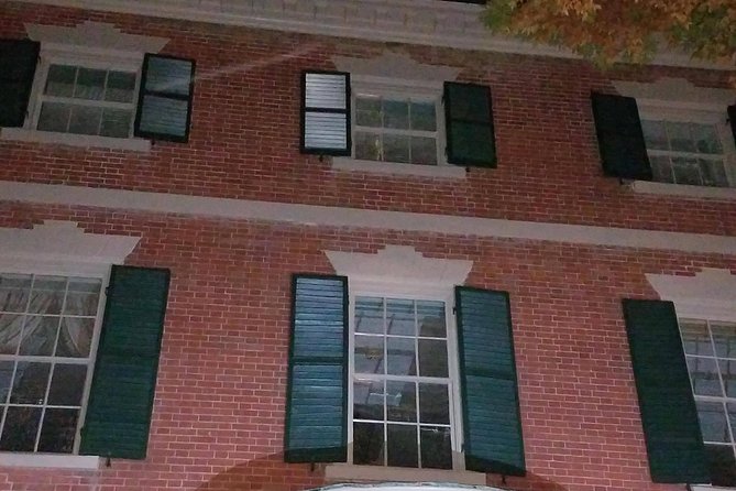 Haunted Footsteps Best Ghost & Paranormal Salem Tour - Who should take this tour, and who might not love it
