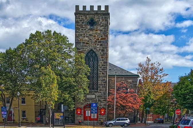 Hauntings, History and Legends Tour in Salem - Stop-by-Stop Salem: From Essex Street to Witchcraft Trial Corners