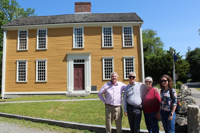 Lexington & Concord 250th Birthday Tour with Concord Museum Entry - Lexington Visitors Center: Diagrams, Dioramas, and the New 2025 Museum Plan