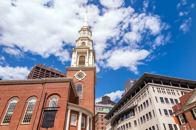 Massachusetts Self-Guided Audio Tour Bundle: 10+ Tours - Lexington and Concord: walking the 1775 battlegrounds