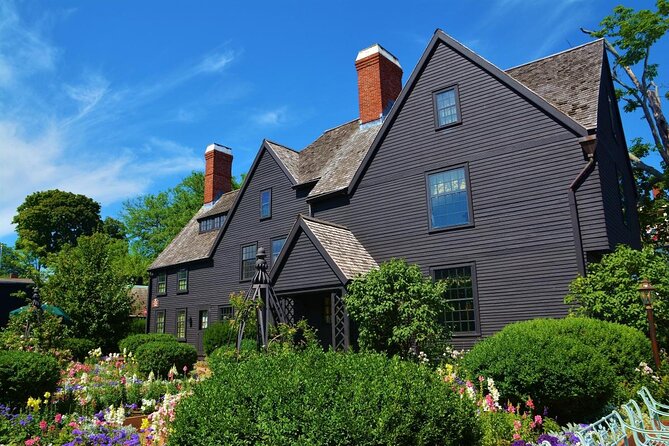 Pirates and Privateers Walking Tour with Real Pirates Admission - Key highlights you’ll feel right away
