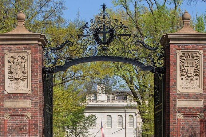 Private City Tour of Boston and Cambridge - Harvard Yard and Harvard Square: where the campus story starts