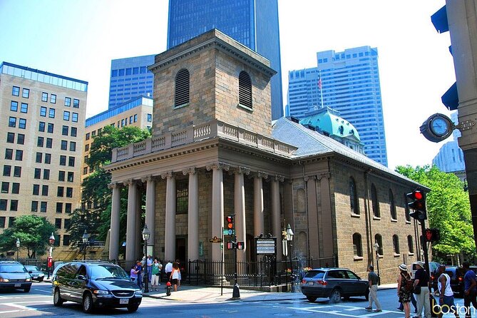Private City Tour of Boston, Lexington, and Concord - Harvard Yard and MIT: famous campuses without the chaos