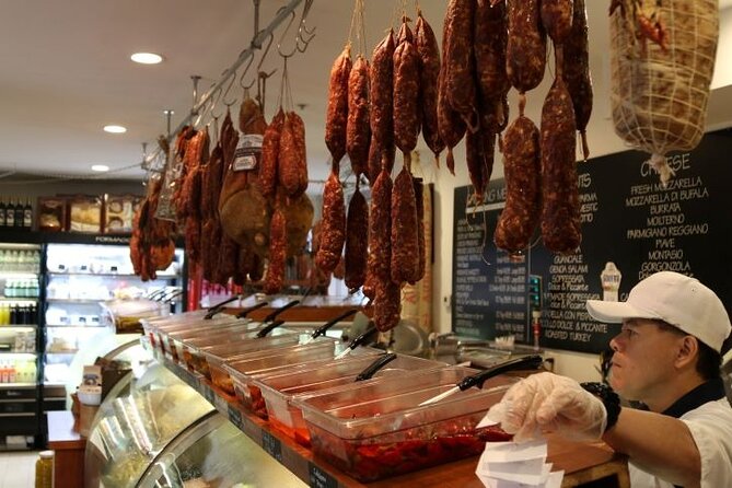 Private North End Neighborhood Tour - Why this North End tour feels different: food plus real street context